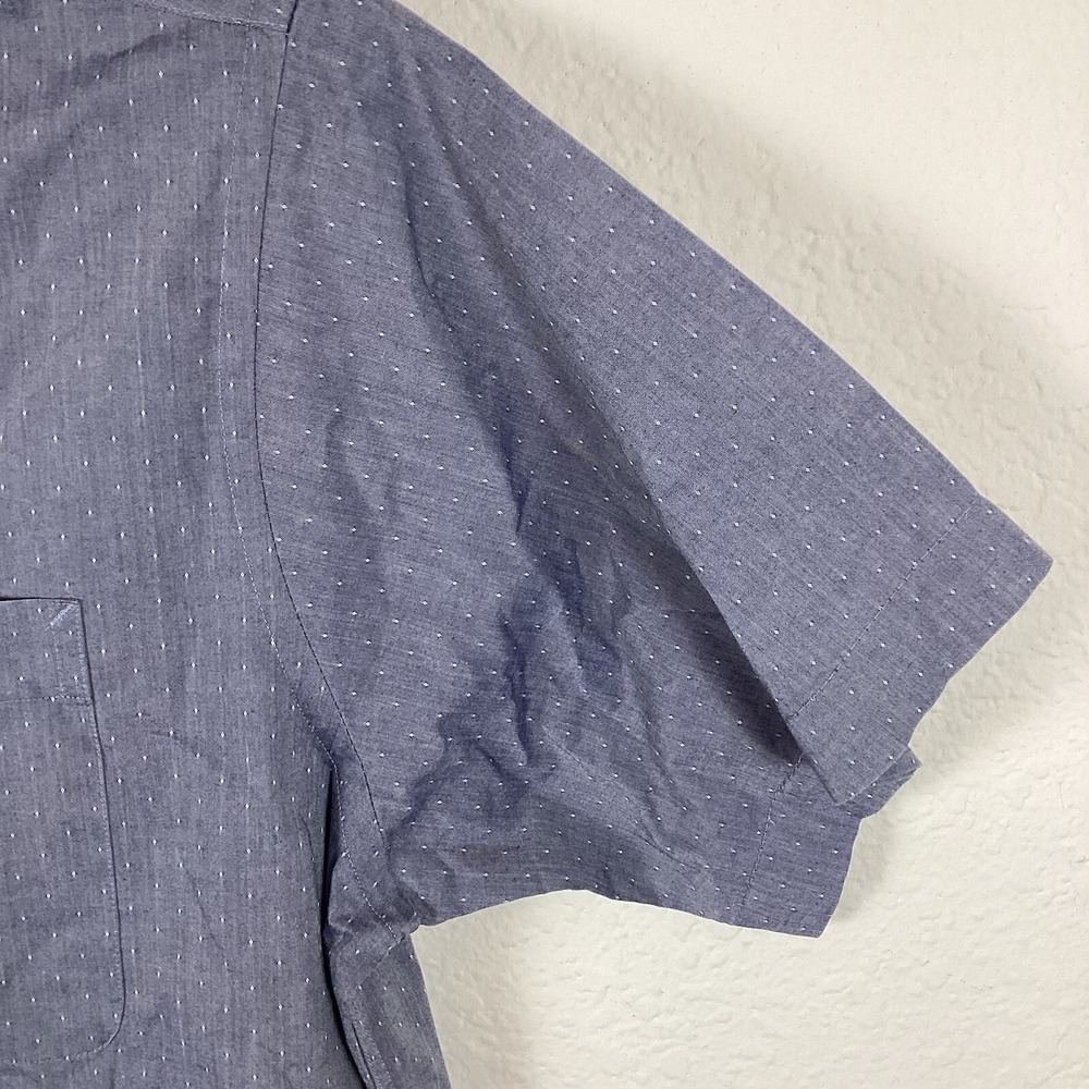 Tommy Hilfiger Mens Short Sleeve Button Up Shirt Sz XL 17-17.5 34/35 Excellent - Picture 3 of 7